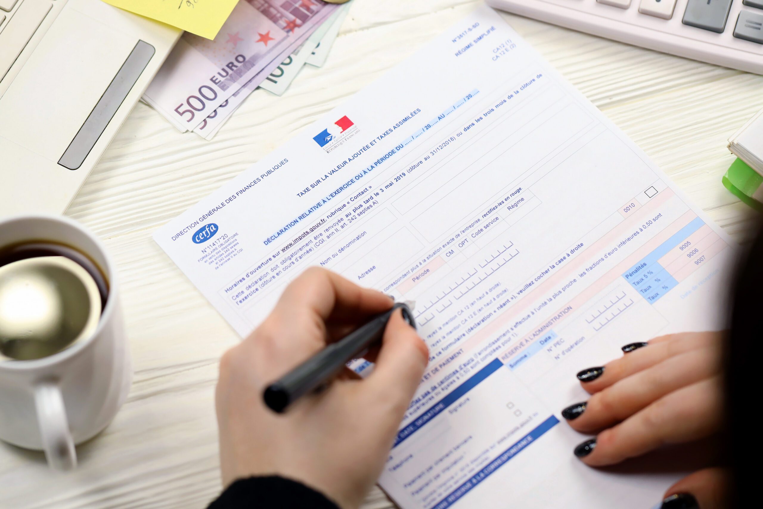 Le confort du mensonge, l’inconfort de la taxe