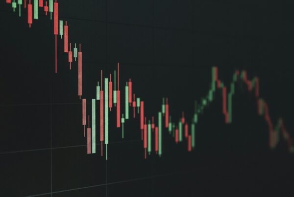 Graphique boursier montrant une tendance à la baisse